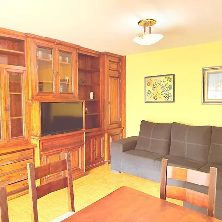 Apartment Eduardo Saavedra 27b *